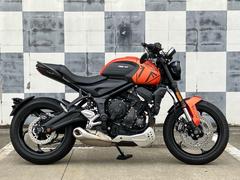 ＴＲＩＵＭＰＨ　トライデント６６０