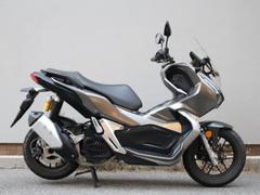 ADV150にスポーツグリップヒーター、リアキャリア、ETC、ステップ ADV150にスポーツグリップヒーター、リアキャリア、ETC、ステップ