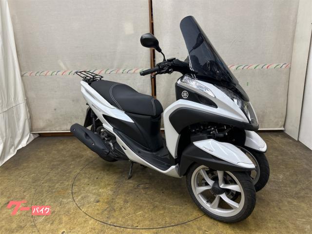 トリシティ１２５　ＡＢＳ　ロングスクリーン　リヤキャリア　ＬＥＤライト