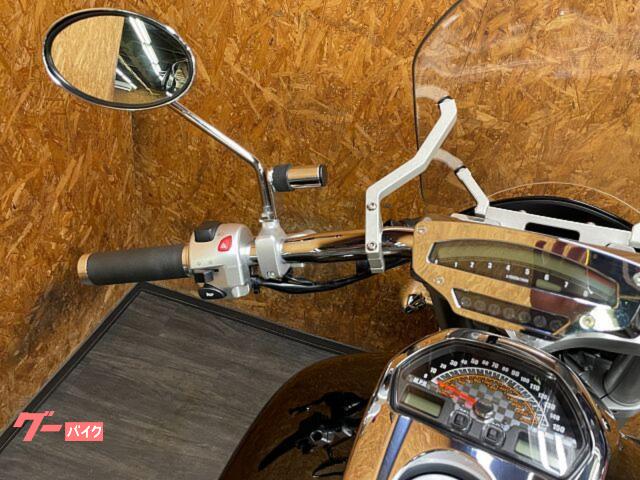 スズキ ブルバードM109R スクリーン サイドバッグサポート タンク 