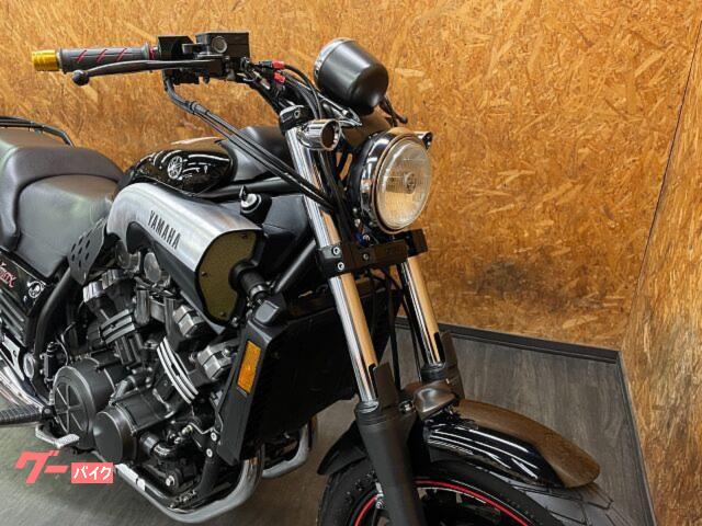 ヤマハ VMAX VMX1200 最終モデル 逆車 カナダ仕様 ヤマハ VMAX VMX1200 最終モデル 逆車 カナダ仕様