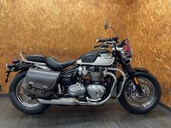 ＴＲＩＵＭＰＨ　スピードマスター　サイドバッグ　スクリーン　エンジンガード　シンプルカスタム