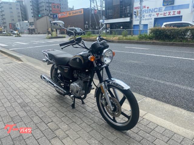 ヤマハ YB125SP シフトインジケーター標準装備 リアキャリア付