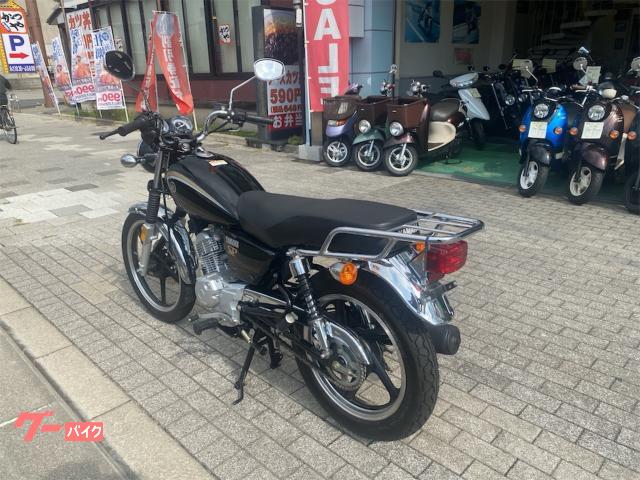 ヤマハ YB125SP シフトインジケーター標準装備 リアキャリア付