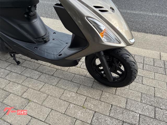 3205.Fタイヤ新品　アドレスv125s リミテッド　シート、グリップヒーター付属　千葉県柏市　配送、自走引き取りも可能 2571.アドレスv125s リミテッド シート、グリップヒーター付属 千葉県