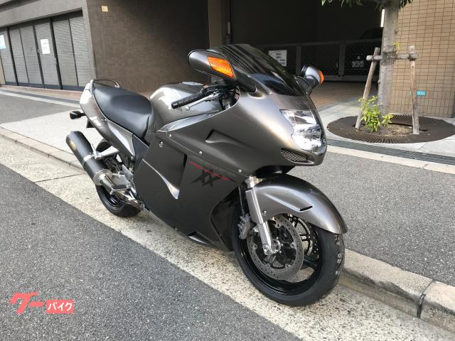 ホンダ CBR1100XX・1997年逆車モデルフロントタイヤ新品 ホンダ CBR1100XX・1997年逆車モデルフロントタイヤ新品