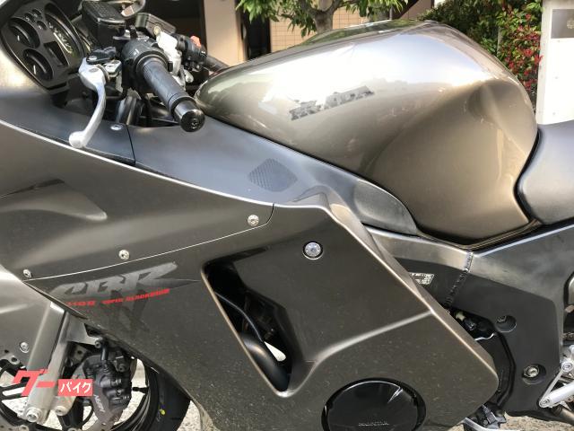 ホンダ CBR1100XX・1997年逆車モデルフロントタイヤ新品