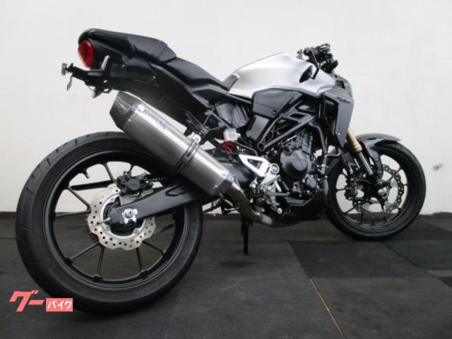 CB250R シュラウド　グレー　黒 2019年モデルのCB250Rと2018年モデルの比較・変更点まとめ