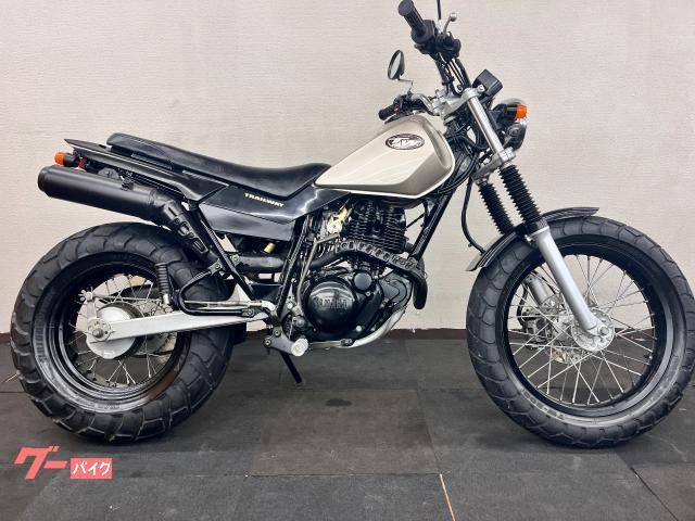 ＴＷ２００Ｅ　フラットフェンダー・シート・ハンドルカスタム