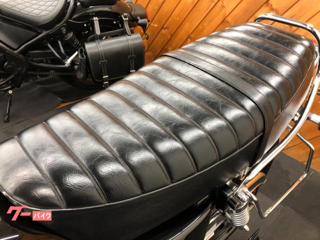 ヤマハ SR400 インジェクションモデル・シート・サドルバッグ