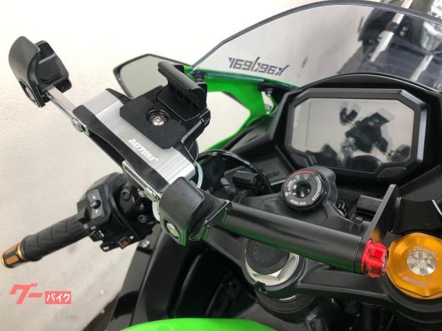 カワサキ Ninja ZX－4RR マルチバー USB ブレーキ
