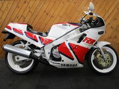 ヤマハ　ＦＺＲ７５０　シングルシートカウル