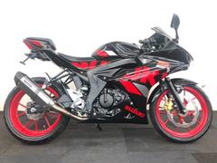 スズキ　ＧＳＸ−Ｒ１２５　マフラー・フェンダーレス・バックステップ仕様