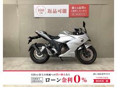 スズキ　ＧＩＸＸＥＲ　ＳＦ　２５０　グリップ　メットホルダー　スペアキー