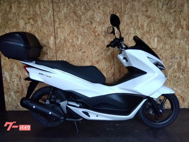 ＰＣＸ　ワンオーナー車両　純正リヤボックス装備