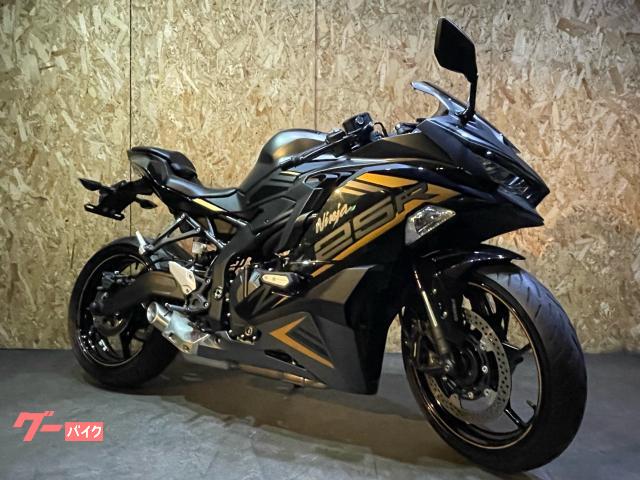 カワサキ Ninja ZX－25R SE クイックシフター搭載 ETC