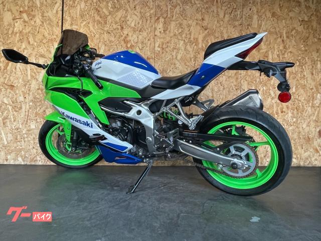 カワサキ Ninja ZX－4RR 40周年記念モデル バックステップ