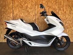 ホンダ　ＰＣＸ　２型　シート　マフラー　エアクリカスタム