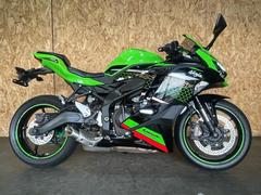 カワサキ　Ｎｉｎｊａ　ＺＸ−２５Ｒ　ＫＲＴ