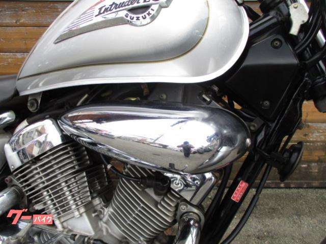 スズキ イントルーダーLC250 K1モデル サドルバッグサポート