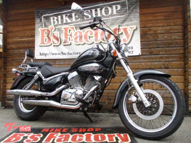 イントルーダーＬＣ２５０　ハンドル変更　タンデムバックレスト付リヤキャリア装着