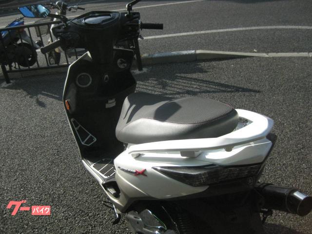 ヤマハ シグナスX SR 3型 タイヤ前後・バッテリー新品 社外 ヤマハ シグナスX SR 3型 タイヤ前後・バッテリー新品 社外