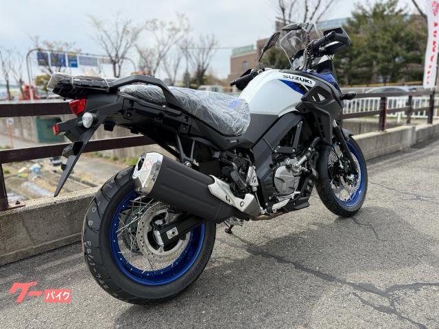 スズキ　Vストローム650XT 2025年モデル　新車外し純正シート スズキVストローム650XT 2025年モデル新車外し純正シート