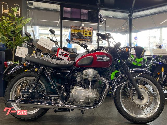 Ｗ４００　キャンディファイアレッドカラー　カスタムミラー　空冷バーチカルツイン