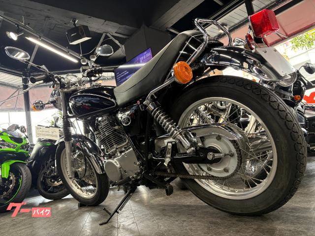 ヤマハ SR400 ブラック RH01J キャブレターモデル フル