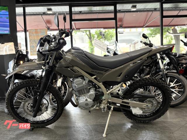 カワサキ KLX230シェルパ ミーデイアムクラウデイグレー フル