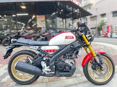 ヤマハ　ＸＳＲ１５５　ＷＧＰ６０ｔｈカラー　ヘッドライトバイザー　ラジエーターガード　カスタムグリップ／エンド　純正スペアキー付属