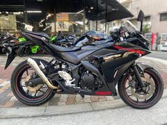 ヤマハ　ＹＺＦ−Ｒ２５　社外マフラー　マルチバー　社外グリップ