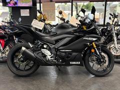 ヤマハ　ＹＺＦ−Ｒ２５　ＲＧ４３Ｊ　純正スペアキー付属　社外グリップ　ヘルメットホルダー