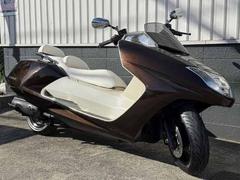 ヤマハ　マグザム　ＳＧ２１Ｊ　Ｖベルト新品　タイヤ前後新品　ウエイトローラー新品　ブレーキパット前後新品　グリップ新品　シート張替え済