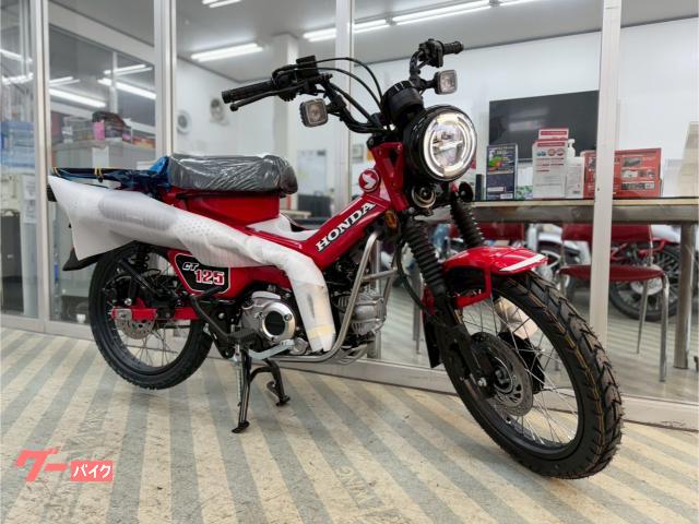 ＣＴ１２５ハンターカブ　アップマフラー　ハイマウント吸気ダクト　ＰＧＭ−ＦＩエンジン　１チャンネルＡＢＳ　デジタルメーター