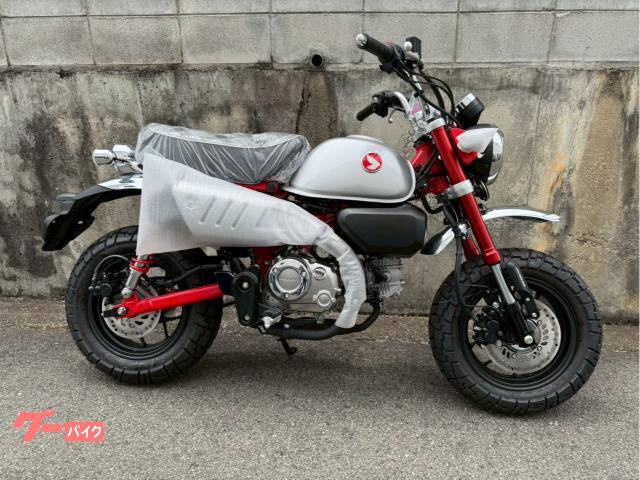 モンキー１２５　５速マニュアル　倒立式フロントフォーク＆ツインリアショック　１２インチアルミキャストホイール　単眼メーター