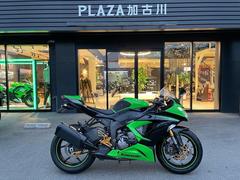 カワサキ　Ｎｉｎｊａ　ＺＸ−６Ｒ　２０１３年モデル　ＥＴＣ　バックステップ　エンジン／アクスルスライダー　シングルシート　フェンダーレス