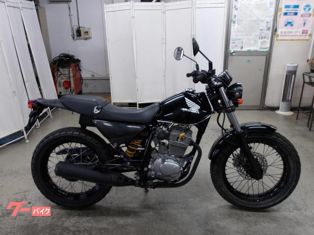 ＦＴＲ２２３　２００７年モデル　キャブレター　空冷単気筒エンジン