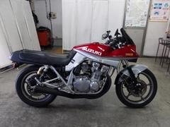 スズキ　ＧＳＸ７５０Ｓ　ＫＡＴＡＮＡ　１９８２年モデル　キャブレター　水冷４気筒エンジン搭載