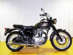 カワサキ　Ｗ６５０　２００４年モデル　キャブレター　空冷２気筒エンジン搭載