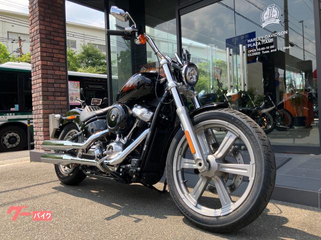 ＦＸＳＴ　ソフテイルスタンダード・ノーマル車・ビビッドブラック・メーカー保証