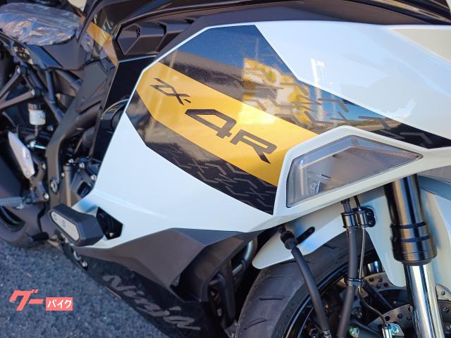 ■希少■廃盤モデル＆限定カラー■傷汚れ錆あり※変速つき／白タイヤ DUELER スズキ ジムニー(64系)用 215/70R16 100S ブリヂストン