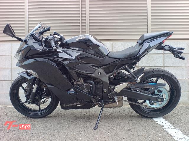 カワサキ Ninja ZX－25R 2021年モデル ブラック 中古車