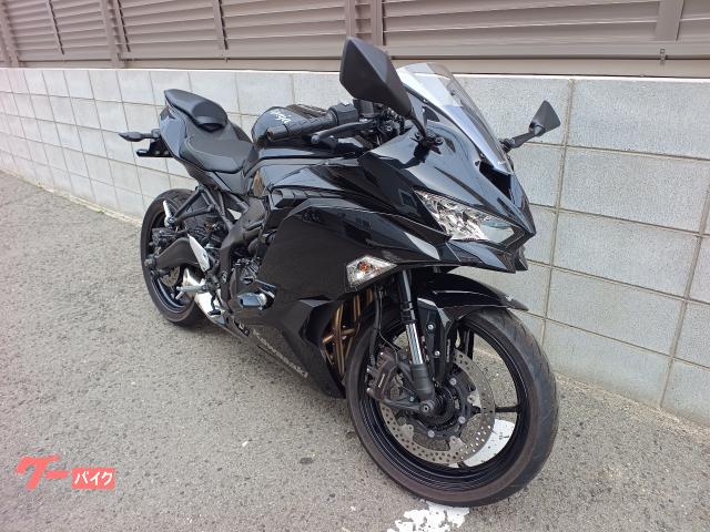 カワサキ Ninja ZX－25R 2021年モデル ブラック 中古車