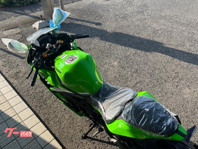 カワサキ Ninja ZX－25RR 2027年モデル グリーン 新車