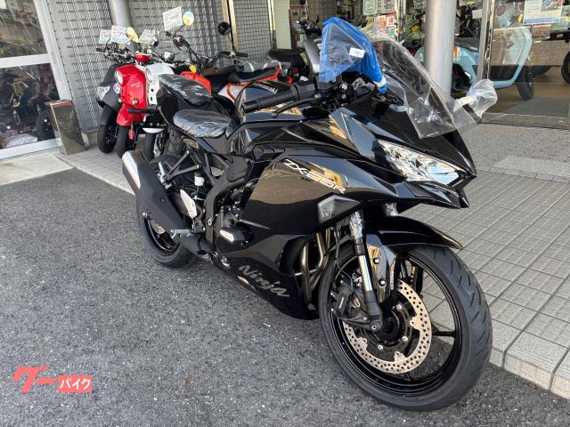カワサキ Ninja ZX－25R SE 2027年モデル ブラック