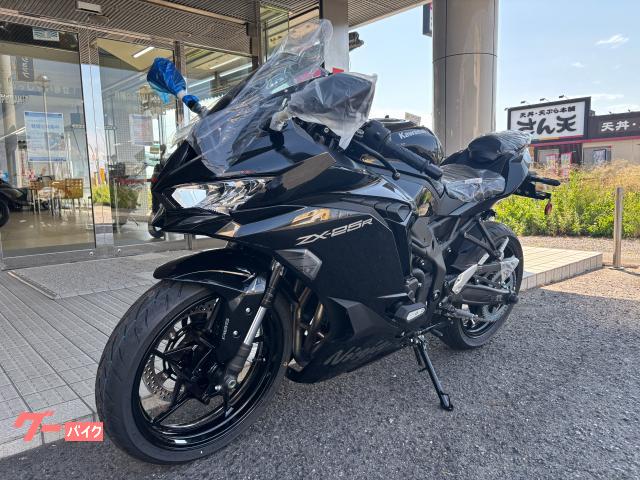 カワサキ Ninja ZX－25R SE 2027年モデル ブラック