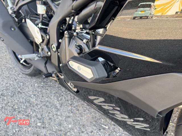 カワサキ Ninja ZX－25R SE 2027年モデル ブラック
