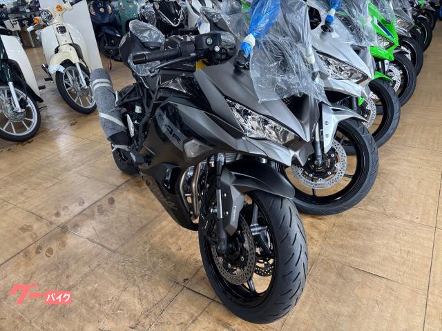 カワサキ Ninja ZX－4R SE 2027年モデル マットグレー