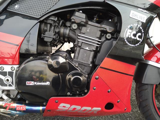 カワサキGPZ900R純正アッパーカウル逆輸入車90年A7モデル - メルカリ